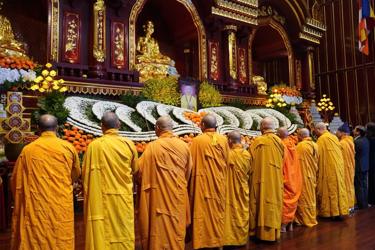 Long trọng Đại lễ tưởng niệm 717 năm ngày Đức vua - Phật hoàng Trần Nhân Tông nhập Niết bàn 