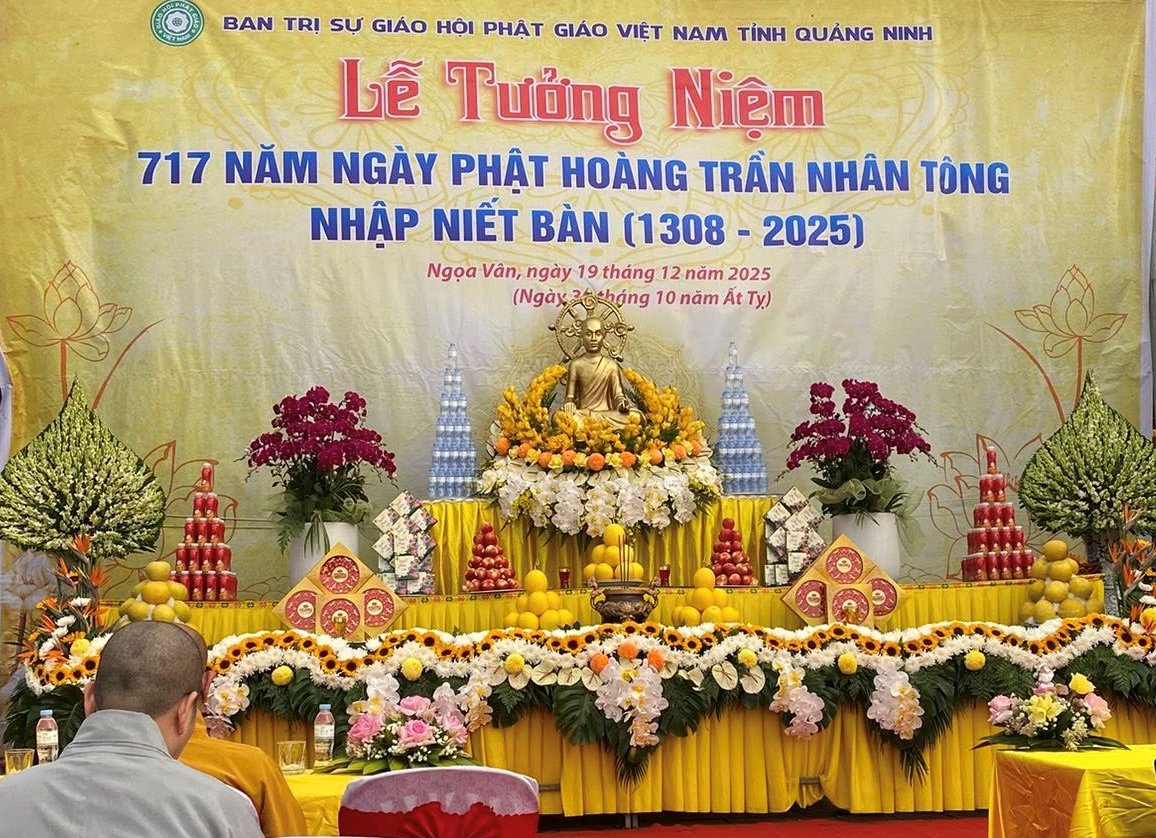 Trang nghiêm Lễ tưởng niệm 717 năm Đức vua – Phật hoàng Trần Nhân Tông nhập Niết bàn tại chùa Ngọa Vân 